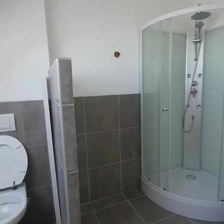 בית הארחה Maison De Caractere A Corseul, Jardin Et Piscine Corseul